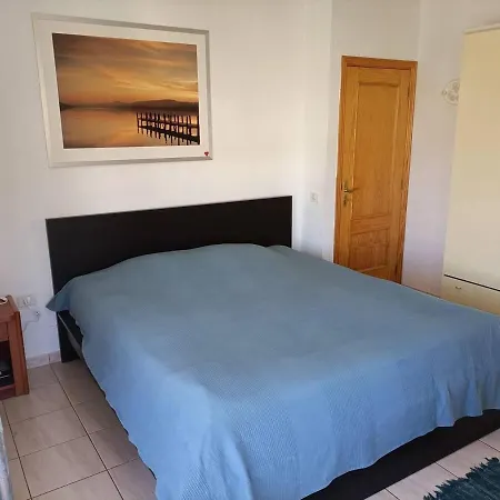 Remarkable 3-Bed Apartment In Puertito De Guimar Apartment